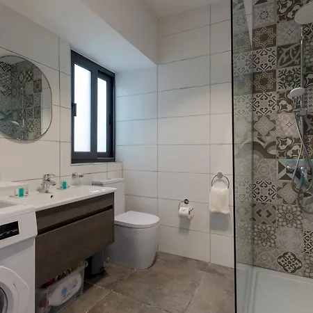 Apartman 2 Bed With Distant Sea And Country Views Marsalforn