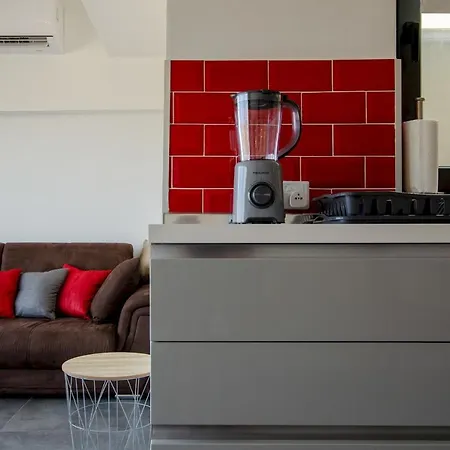 2 Bed With Distant Sea And Country Views