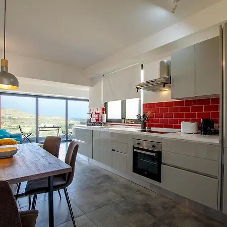 2br With Distant Sea And Country Views In Gozo *