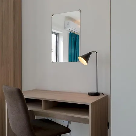 Apartment 2 Bed With Distant Sea And Country Views Marsalforn