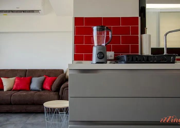 2 Bed With Distant Sea And Country Views