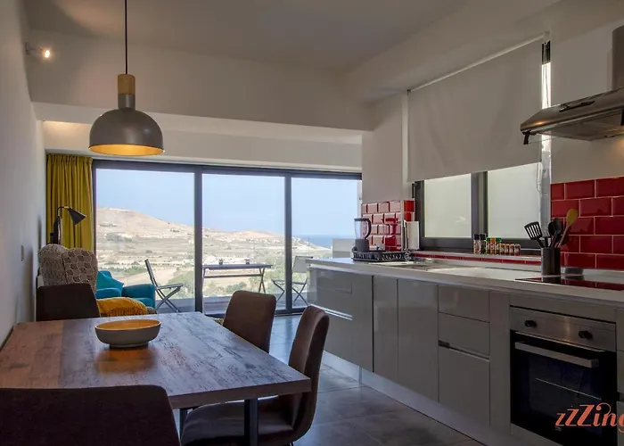 2 Bed With Distant Sea And Country Views Διαμέρισμα Marsalforn